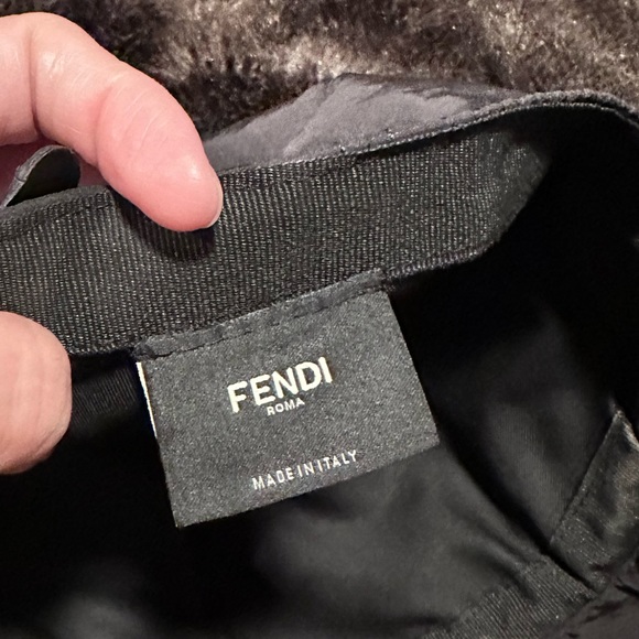 Fendi - Picture 2 of 12